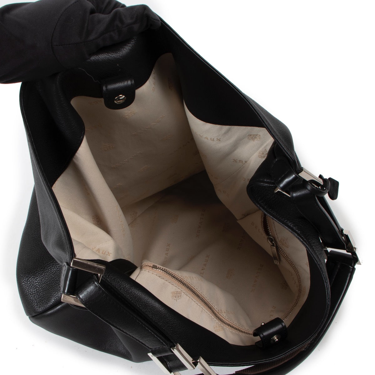 Achetez le sac Delvaux Louise GM Polo en très bon état chez www.labellov.com