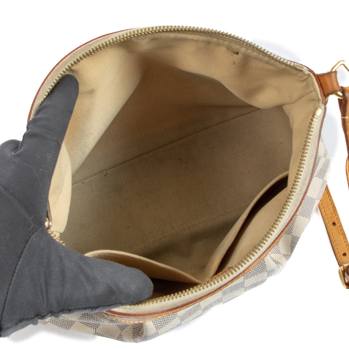 shop 100% authentic second hand Louis Vuitton Siracusa Damier Azur Crossbody on Labellov.com