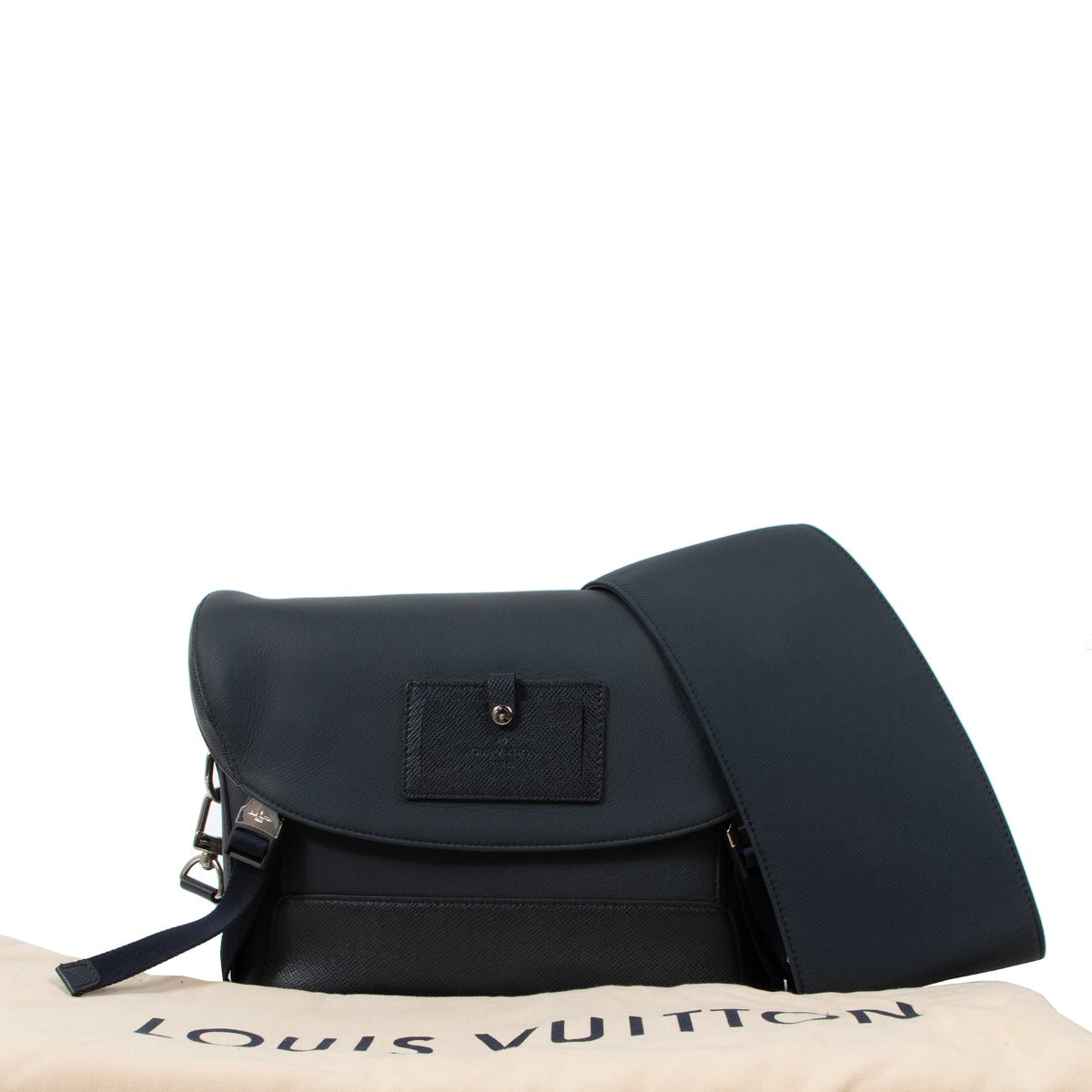 Louis Vuitton Messenger PM Voyager Mat Taiga Bag