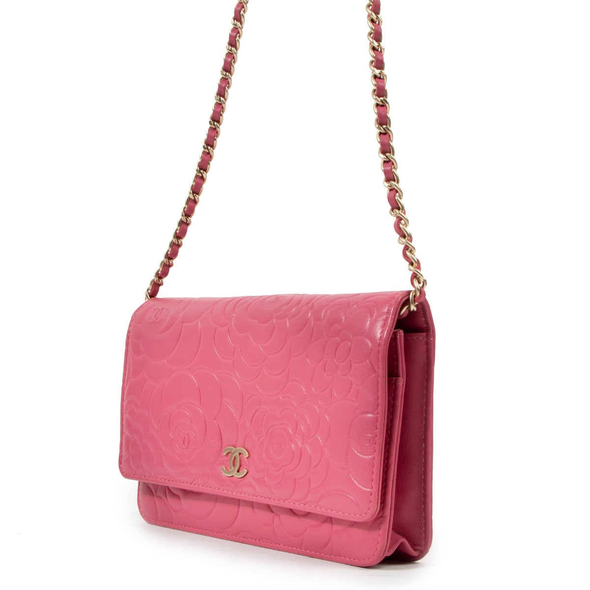 Buy an authentic second hand Chanel Pink Camellia Wallet On Chain in very good condition at Labellov