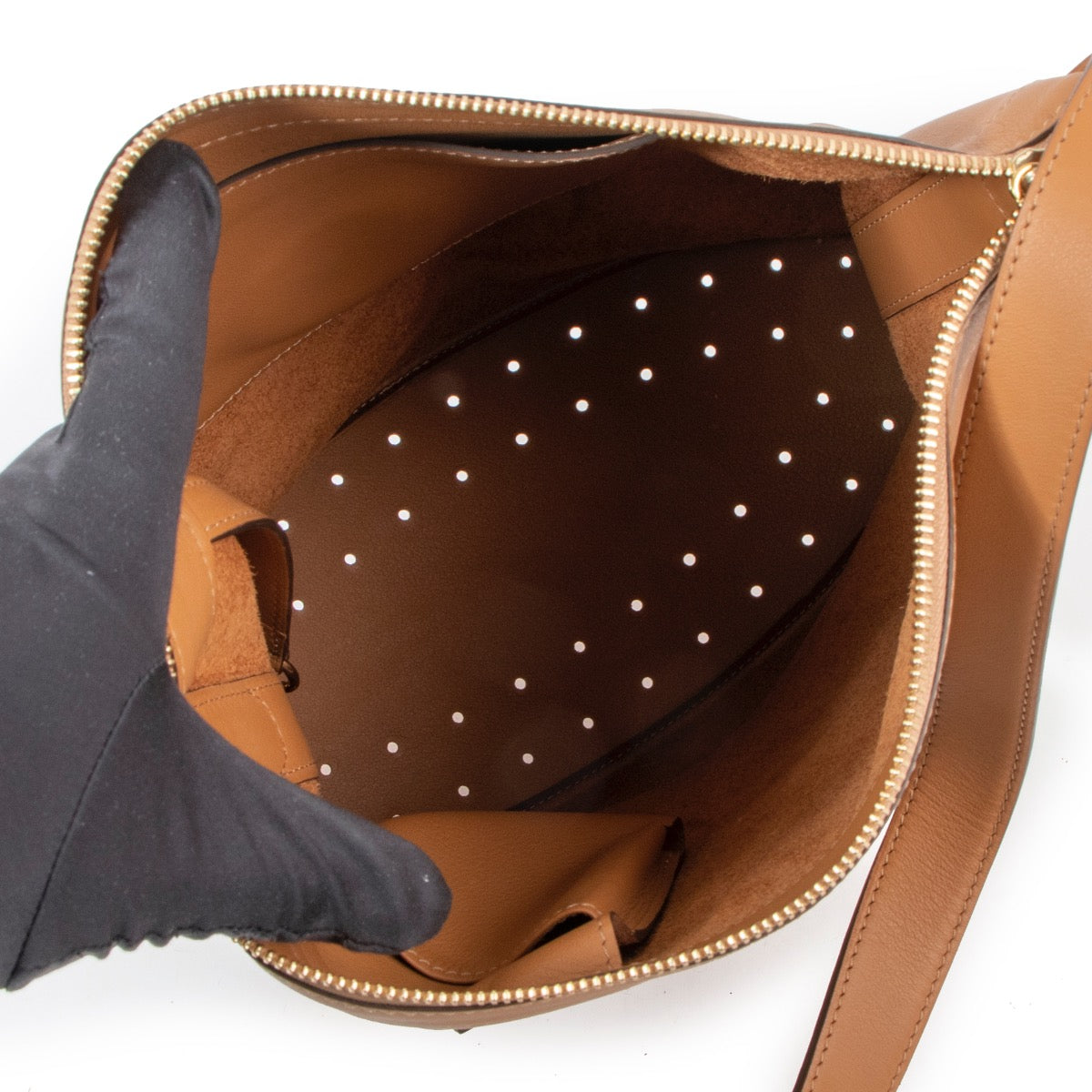 Buy an authentic second hand Delvaux Le Pin Baudrier Camel Leather Crossbody in very good condition at Labellov