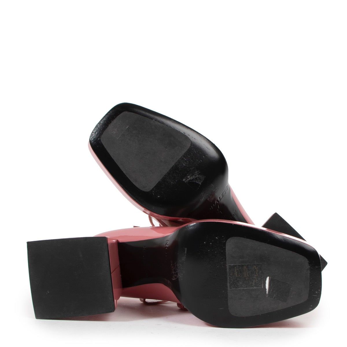 shop your favorite Nodaleto Heels in Pink Patent Leather on www.labellov.com