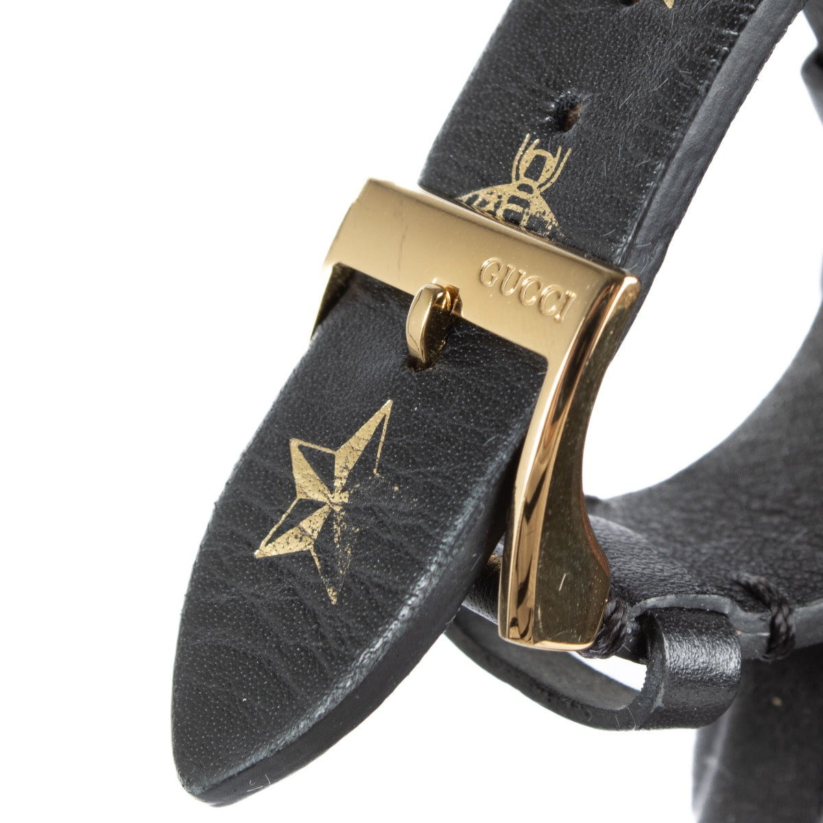Shop safe online at Labellov in Antwerp, Brussels and Knokke this 100% authentic second hand Gucci Black Leather G Timeless Watch. Veilig online tweedehands authentieke Gucci Black Leather G Timeless horloge kopen bij Labellov.