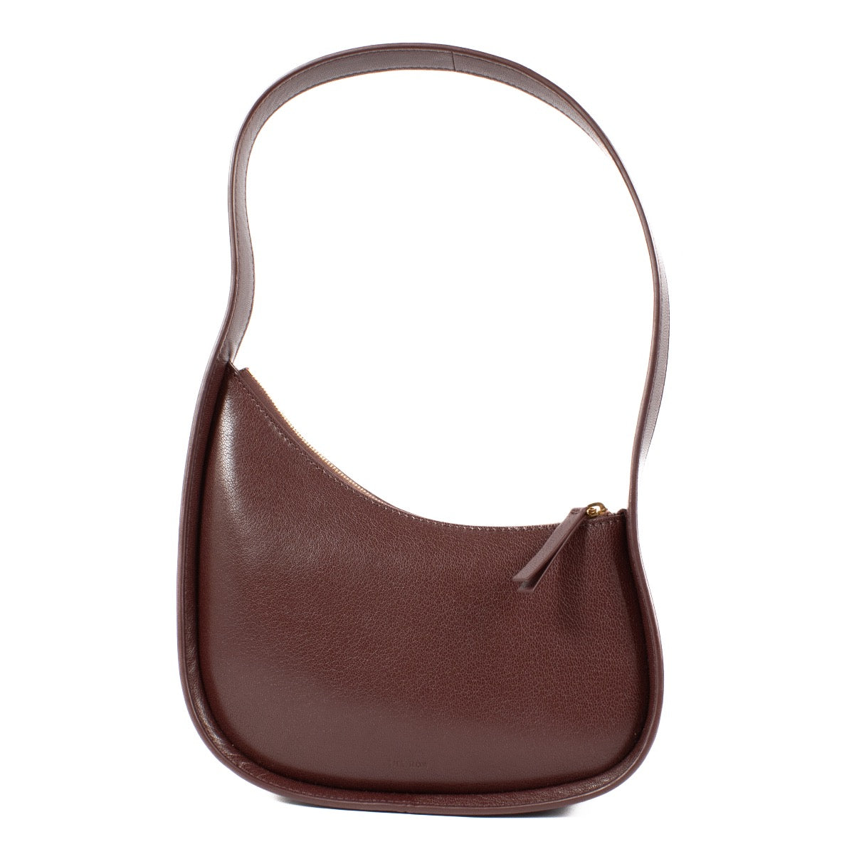 Shop safe online at Labellov in Antwerp, Brussels and Knokke this 100% authentic second hand The Row Raisin Shiny Kid Leather Half Moon Bag. Veilig online tweedehands authentieke The Row Raisin Shiny Kid Leather Half Moon handtas kopen bij Labellov.