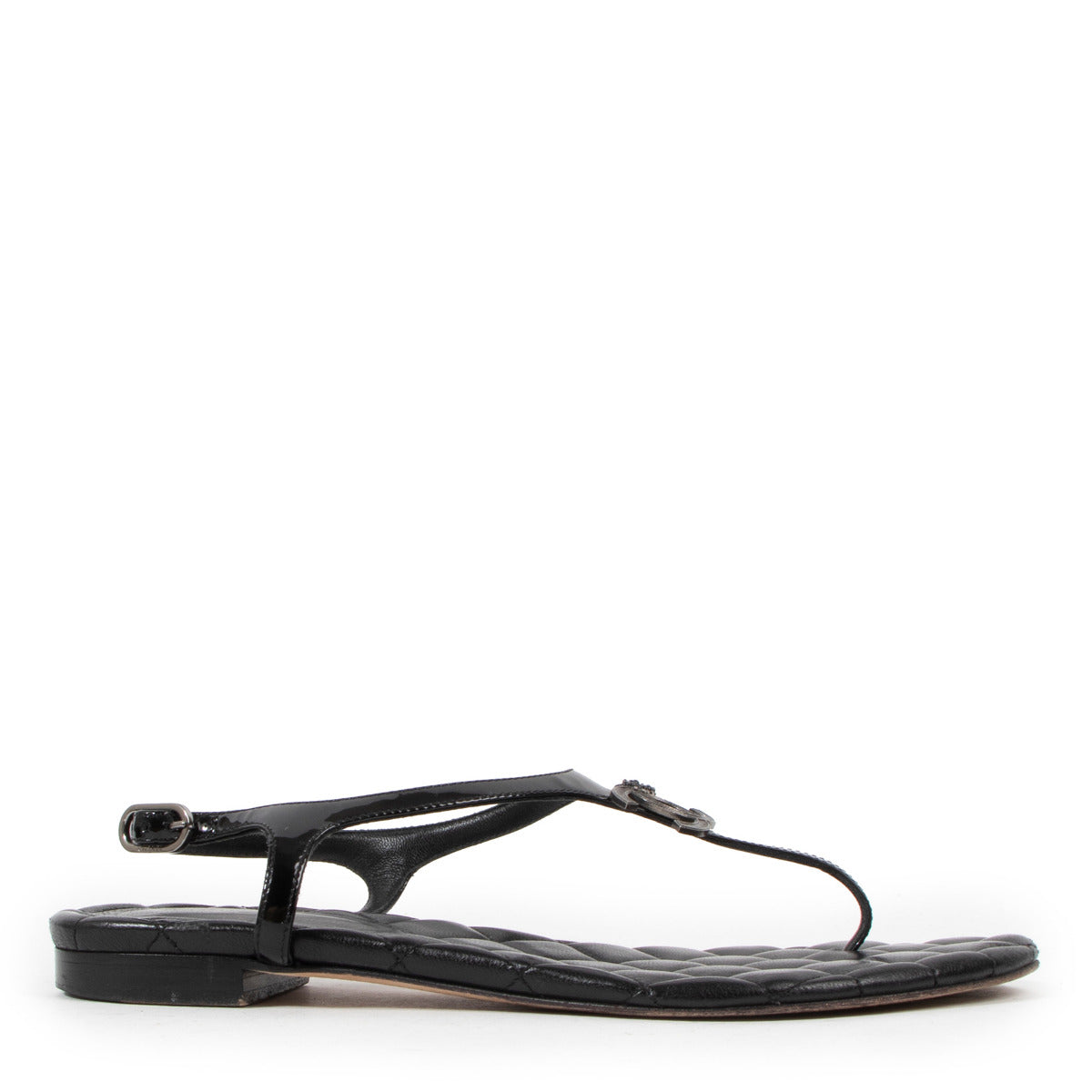 Chanel Black CC Quilted Sandals - size 37 for the best price at Labellov secondhand luxury in Antwerp.