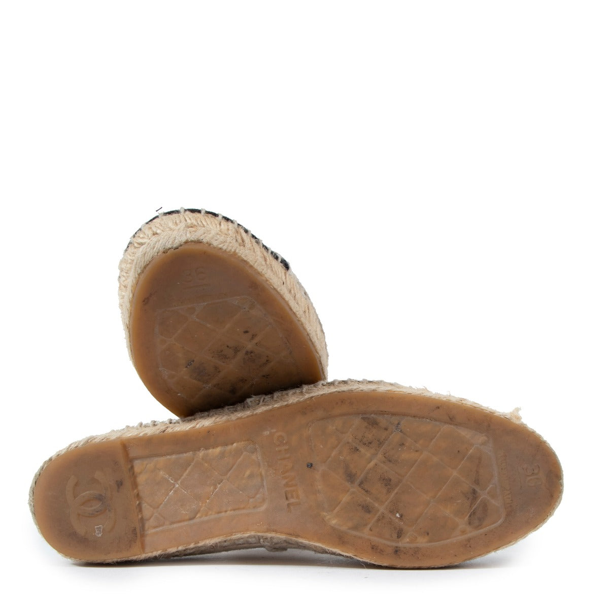 Second-hand designer items in Antwerp LabelLov Antwerp authentic luxury items Chanel Canvas Espadrilles Beige Black Sandals