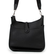 Are you looking for an authentic designer Hermès Evelyne Poche III 29 Taurillon Clemence Black PHW? We buy and sell your preloved and brand new designer bags for the best price.