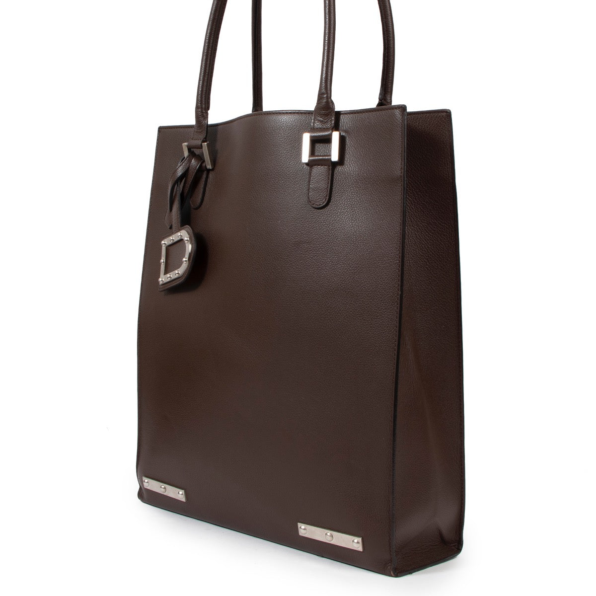 Buy an authentic second hand Delvaux Chocolat Brown Jeff Gm Jumping Shoulder Bag in very good condition at Labellov