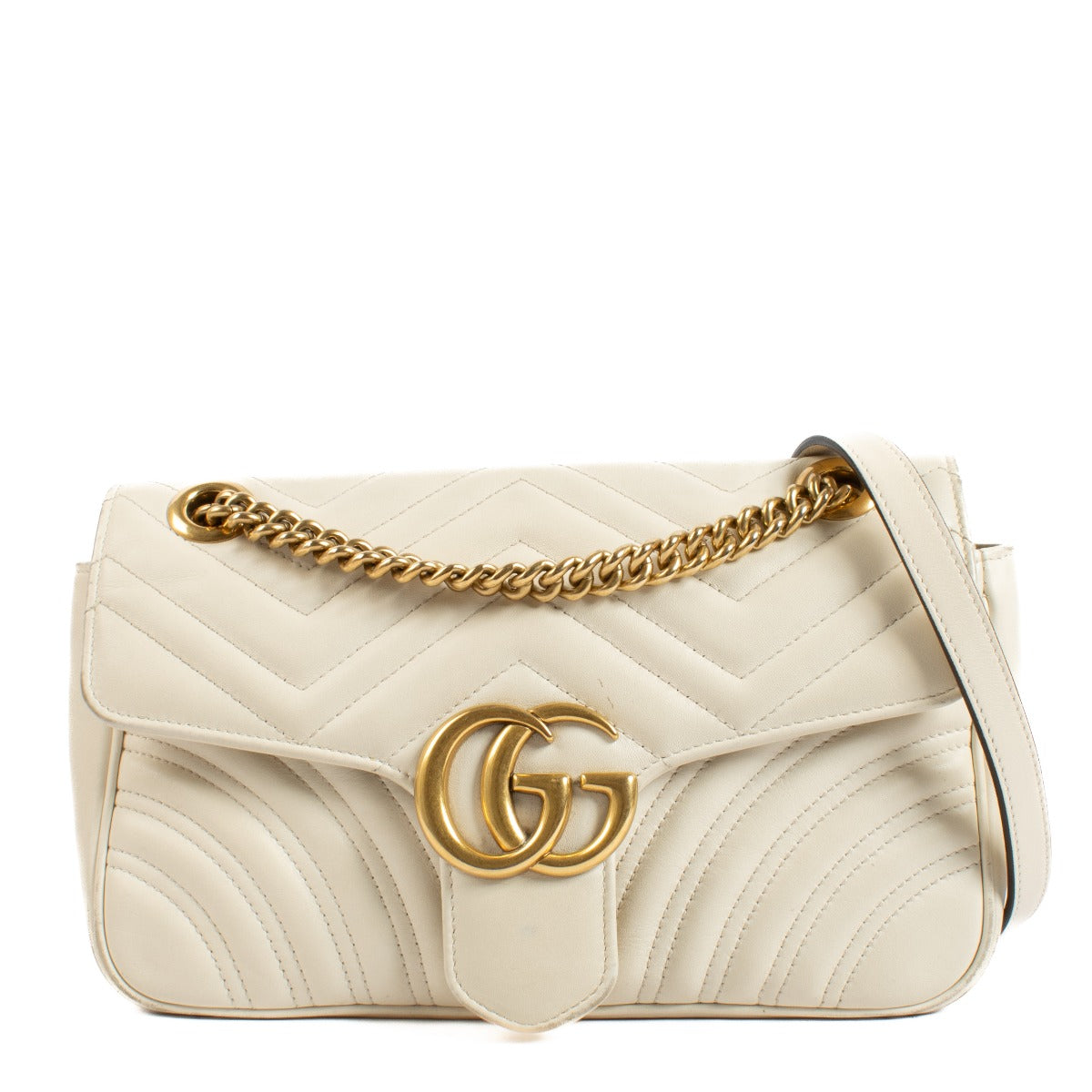 Gucci White Leather Marmont Bag for the best price at Labellov secondhand luxury in Antwerp and Knokke. We buy and sell your preloved and brand new designer bags.