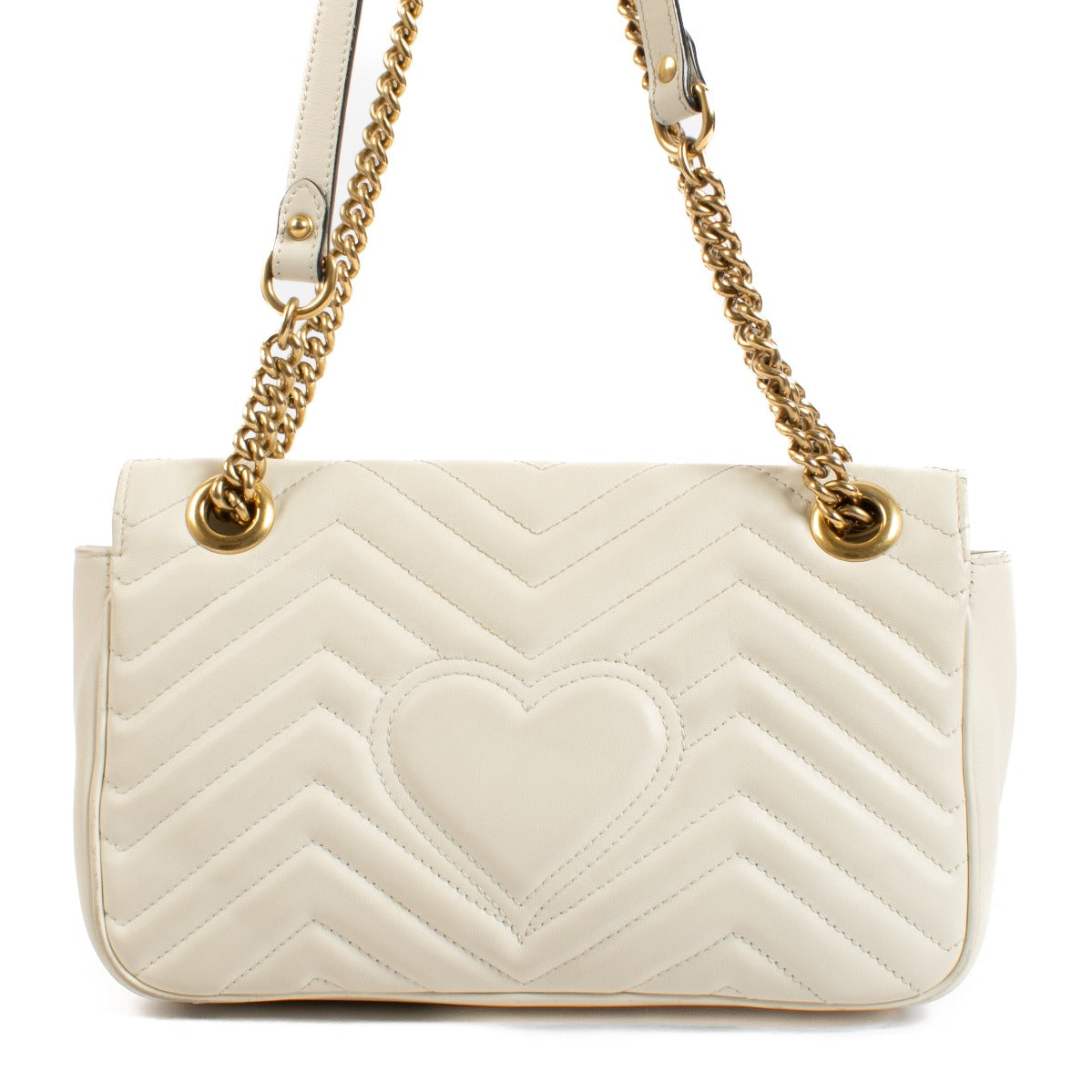 Gucci White Leather Marmont Bag for the best price at Labellov secondhand luxury in Antwerp and Knokke. We buy and sell your preloved and brand new designer bags.