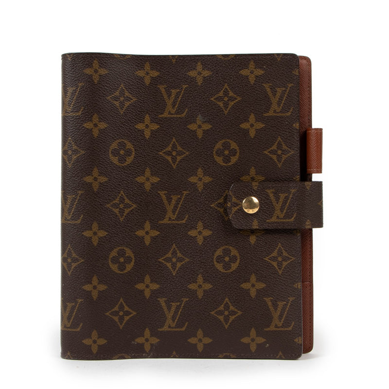 Buy a verified second-hand Louis Vuitton Monogram Canvas Large Ring Agenda in good condition at Labellov Antwerp.