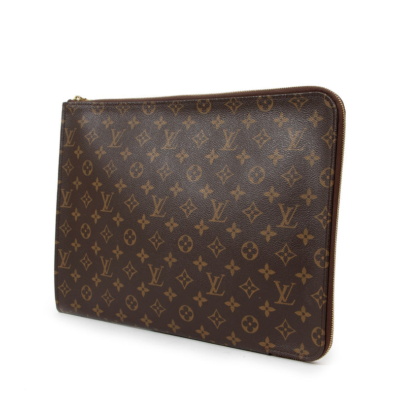 Buy an authentic second-hand Louis Vuitton Monogram Etui Voyager GM Travel Bag at Labellov Antwerp