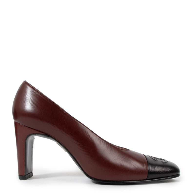 Chanel Vintage Burgundy/Black Leather Heels
