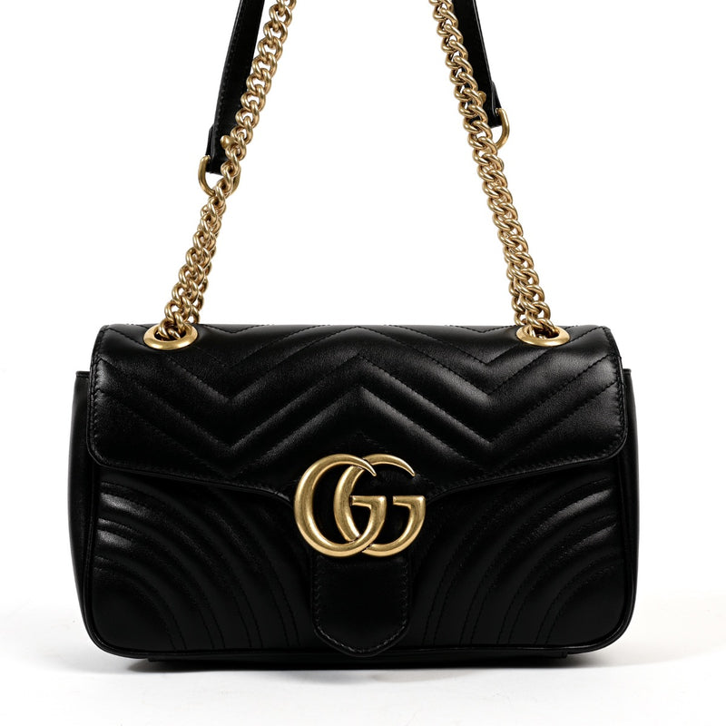 Shop safe online at Labellov in Antwerp this 100% authentic second hand Gucci Black Matelassé Small Marmont Shoulder Bag
