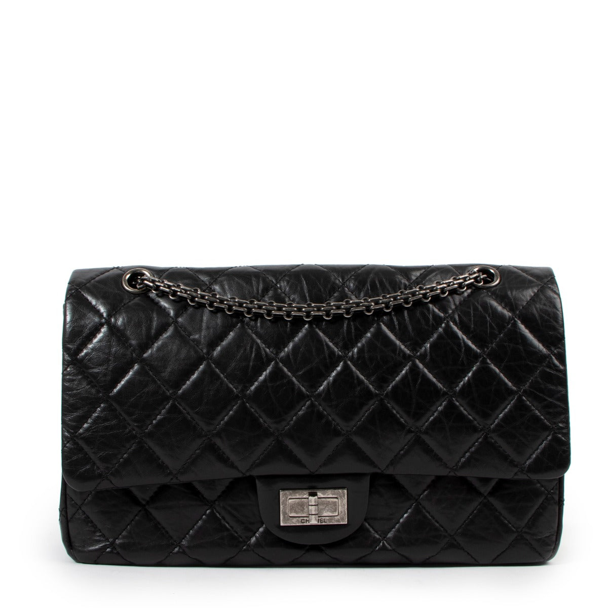 Shop authentic second hand designer vintage Chanel 2.55 bag by labellov chanel brussel, labellov chanel knokke, labellov chanel antwerp