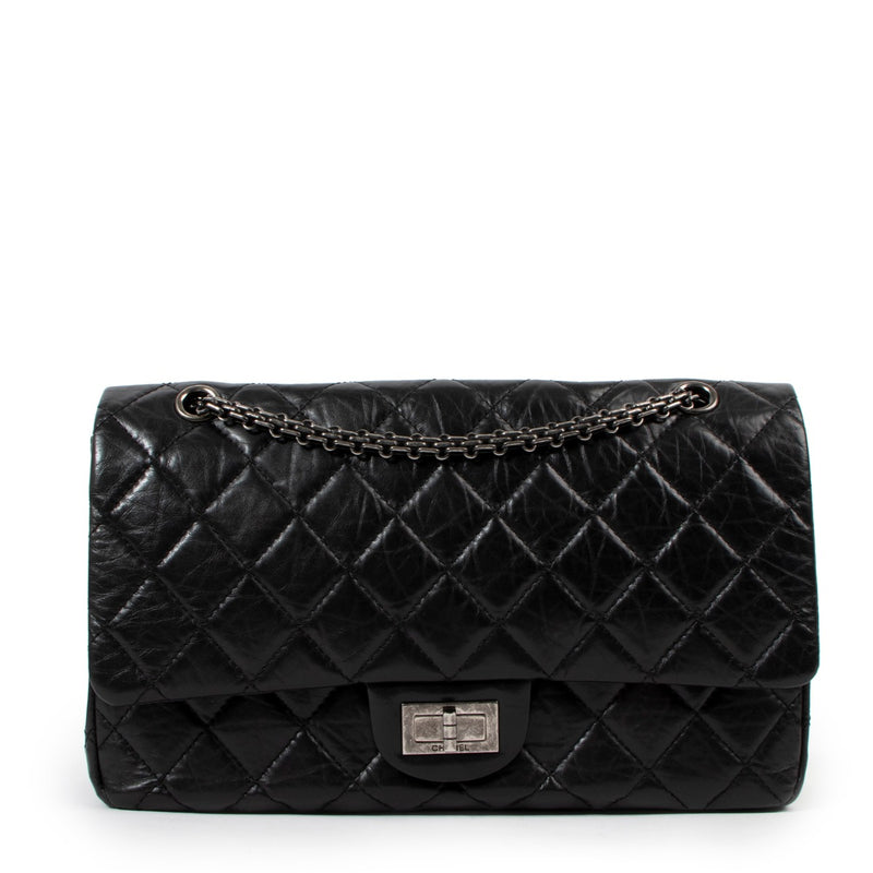 Shop authentic second hand designer vintage Chanel 2.55 bag by labellov chanel brussel, labellov chanel knokke, labellov chanel antwerp