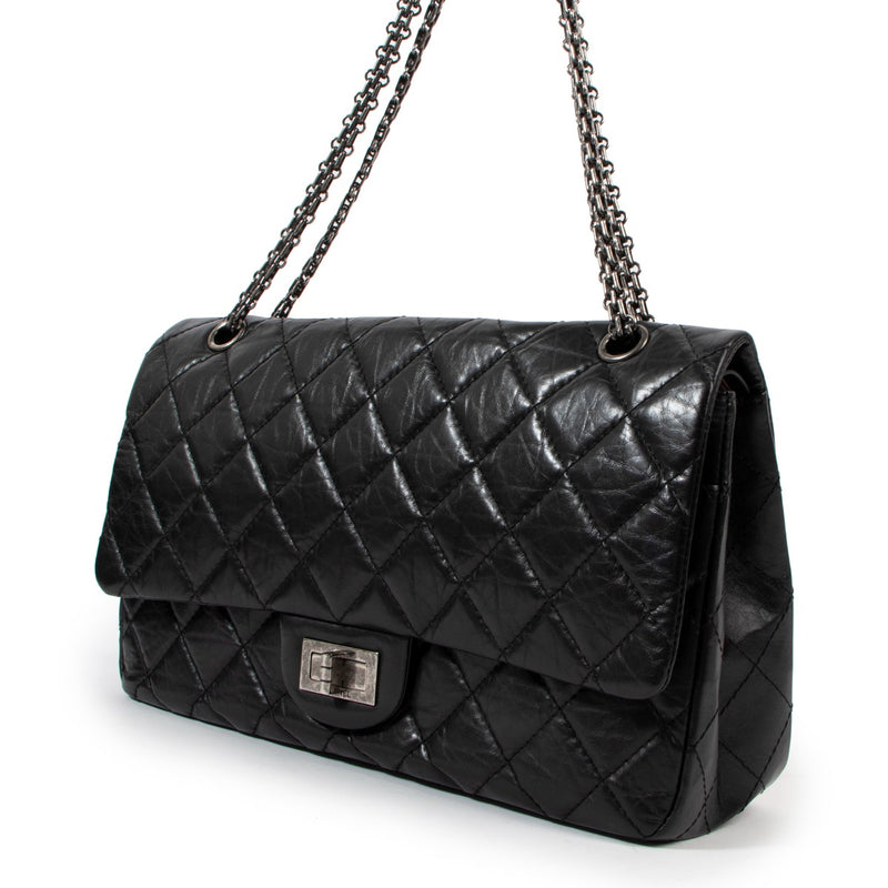Shop authentic second hand designer vintage Chanel 2.55 bag by labellov chanel brussel, labellov chanel knokke, labellov chanel antwerp
