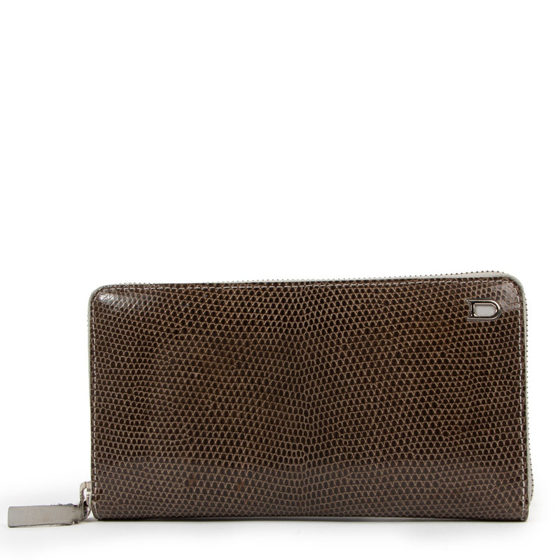 Buy an authentic second-hand Delvaux Accordéon Lizard Brillant Lin Long Zip Wallet in very good condition at Labellov Antwerp.