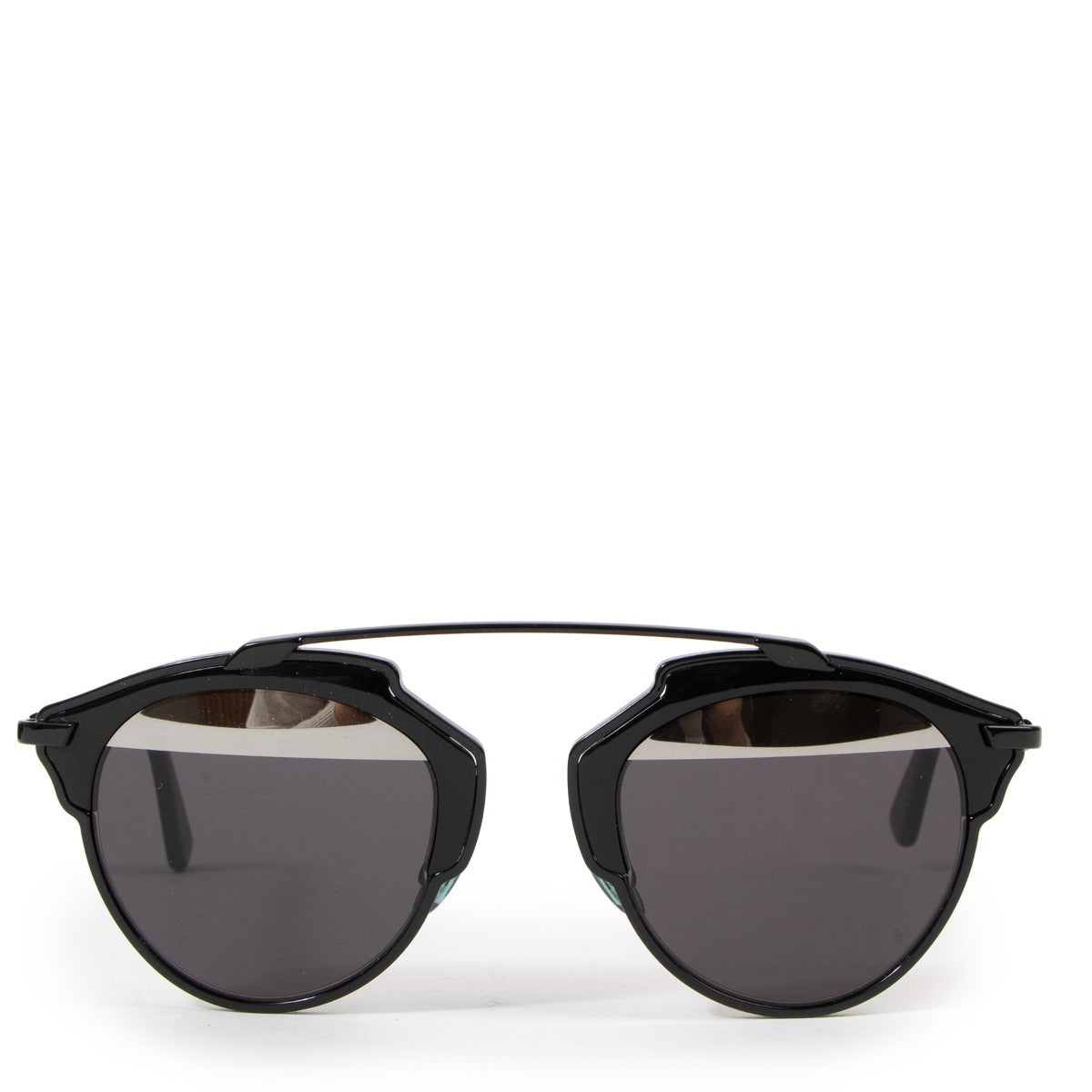 Buy a vintage original Christian Dior Black Metal DiorSoReal Aviator Sunglasses in very good condition at Labellov Antwerp.
