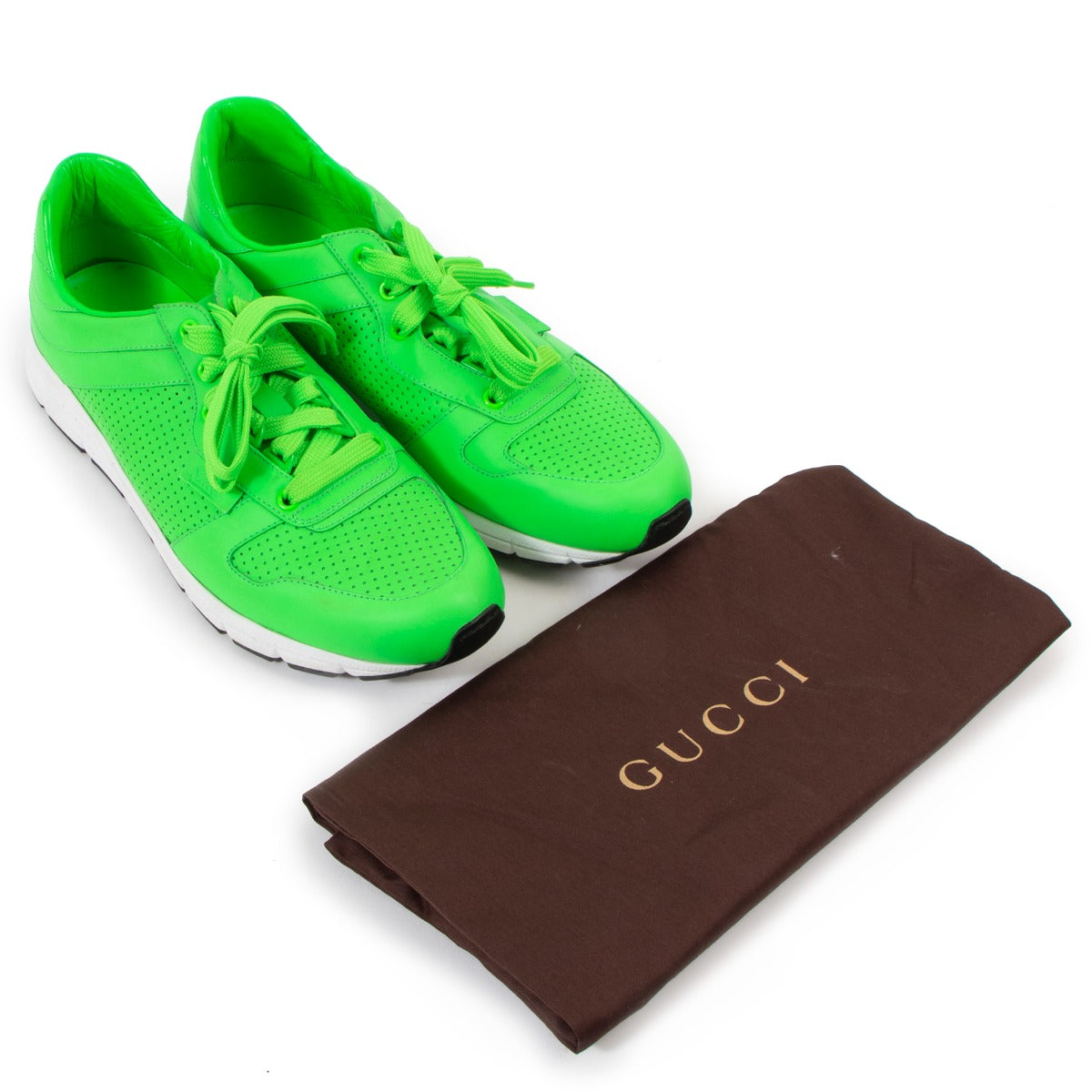 Buy original second-hand Gucci Neon Green Leather Sneakers in very good condition at Labellov Antwerp.