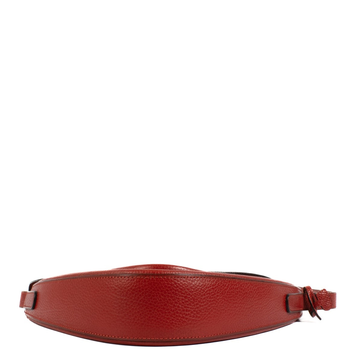 Shop safe online at Labellov in Antwerp, Brussels and Knokke this 100% authentic second hand Delvaux Red Grained Leather Triangle Crossbody Bag