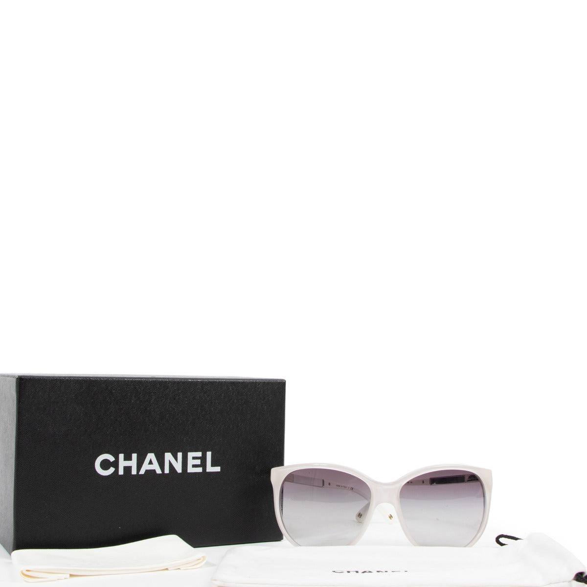 Lunettes de soleil blanches Chanel 5169