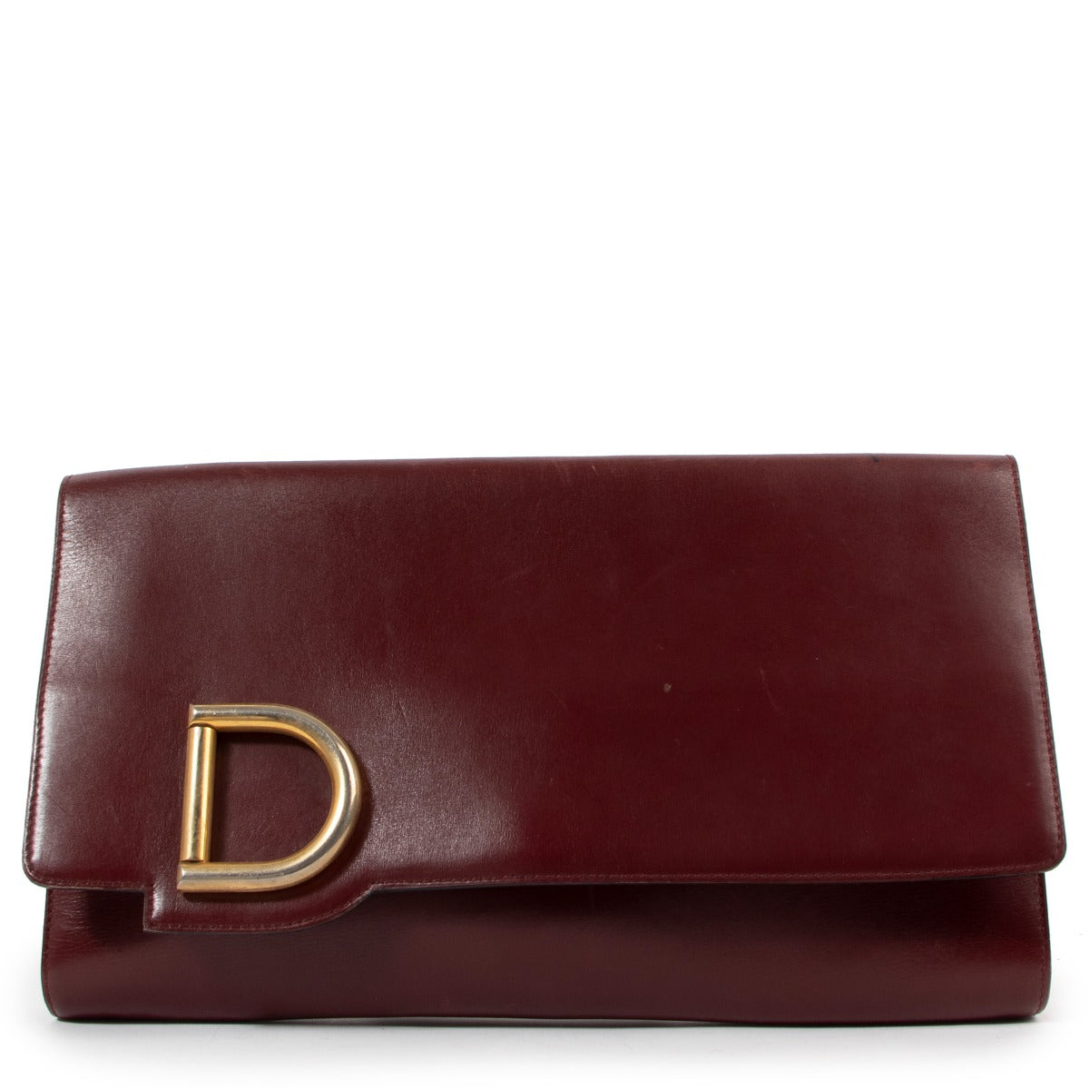 Buy an authentic second-hand Delvaux Burgundy Smooth Leather Clutch in preloved condition at Labellov Antwerp.
