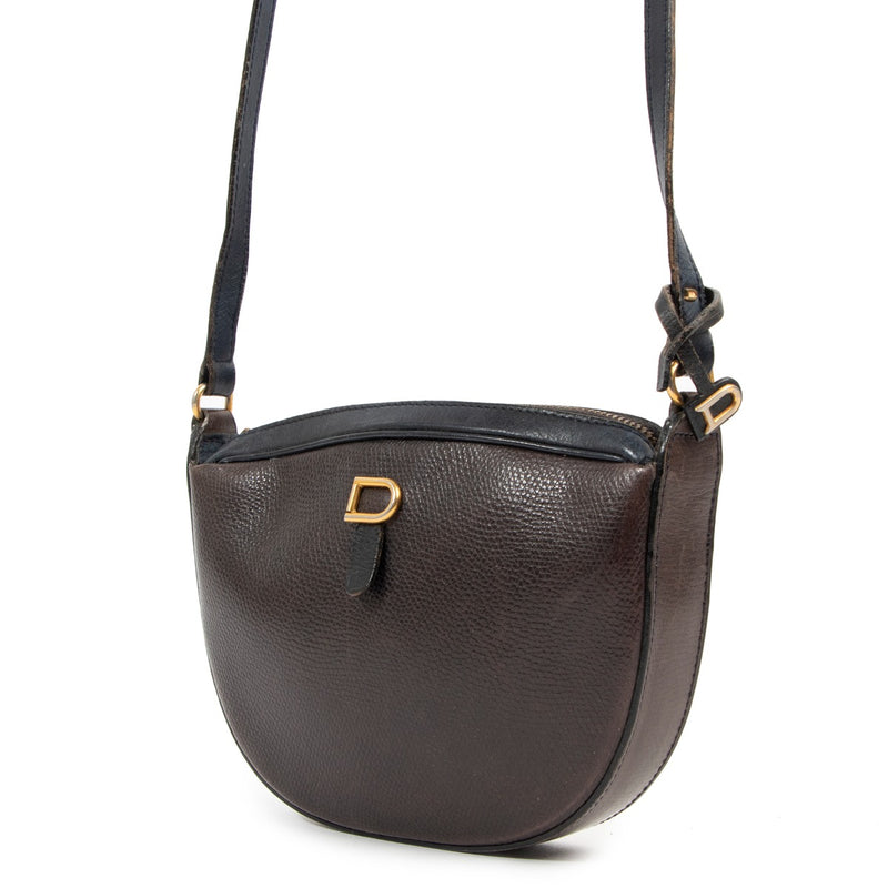 Buy an authentic second hand bag Delvaux Brown Leather Crossbody Bag in preloved condition at Labellov Antwerp.