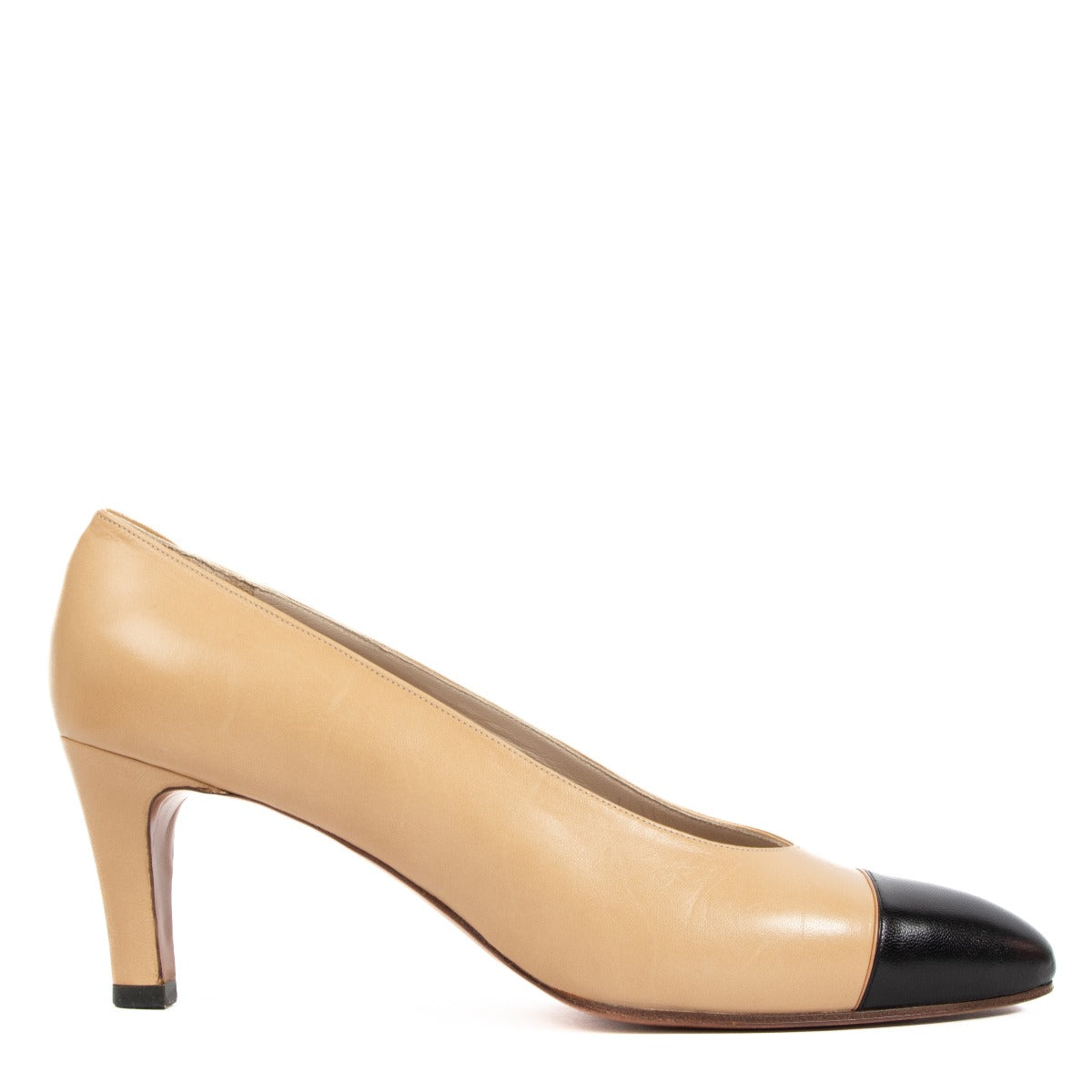 Chanel 00P Beige heels