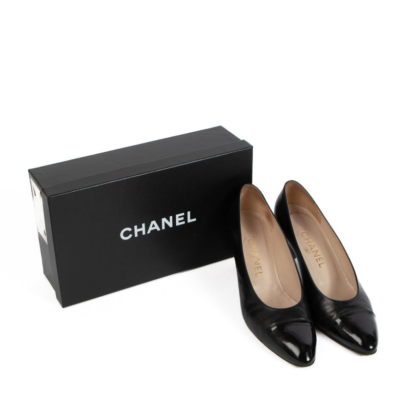 Chanel 00P Black Goatskin Patent Leather Toe Heel Pumps