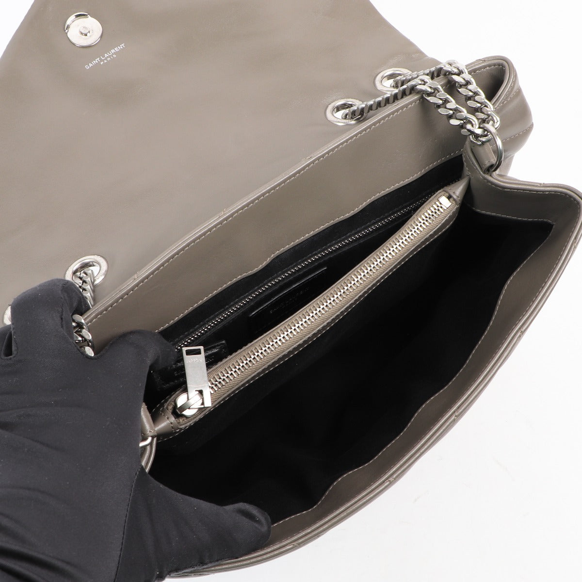 Sac Loulou de taille moyenne à chaîne en taupe Saint Laurent