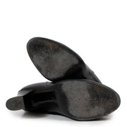 Buy an authentic second hand Hermès Black Leather Boots - Size 39,5 in good condition at Labellov Antwerp.