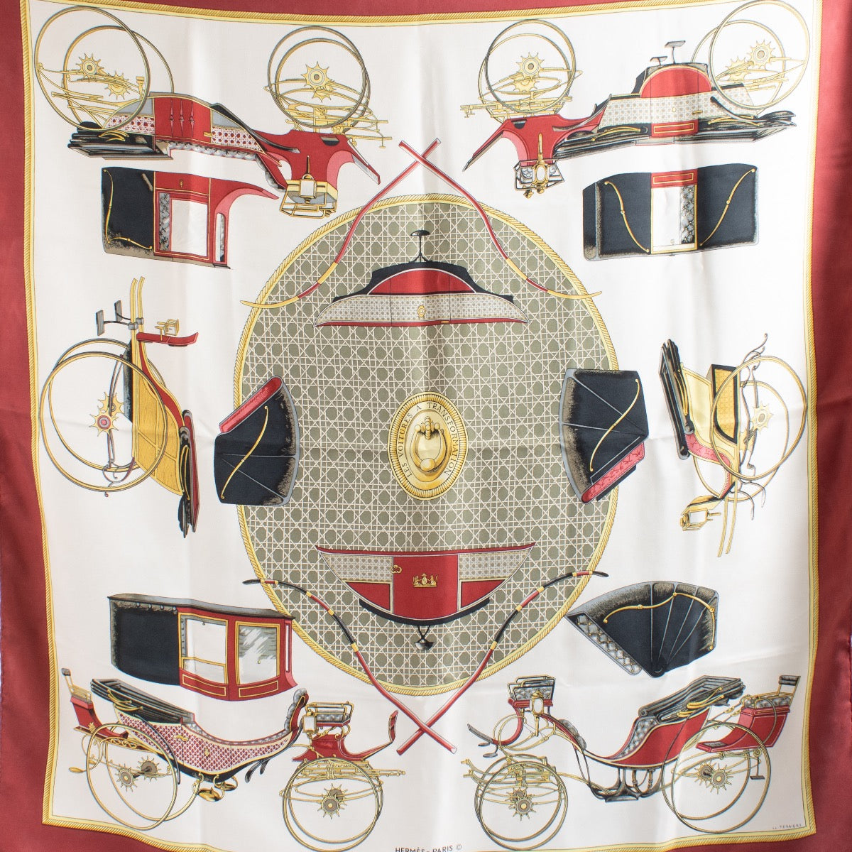 Authentic preloved Hermés Multicolor scarf on Labellov.com