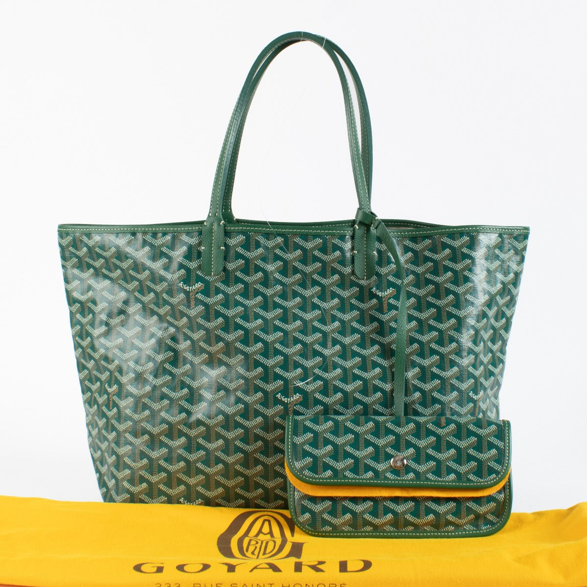 Authentic pre-loved Goyard Green Saint Louis MM Bag on Labellov.com