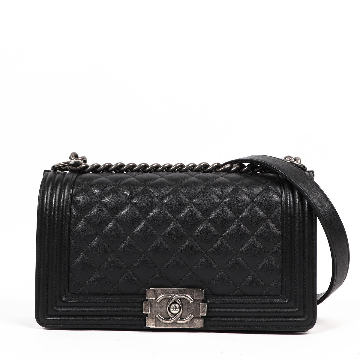 Buy an authentic secondhand Chanel Black Caviar Medium Boy Bag in very good condition at Labellov