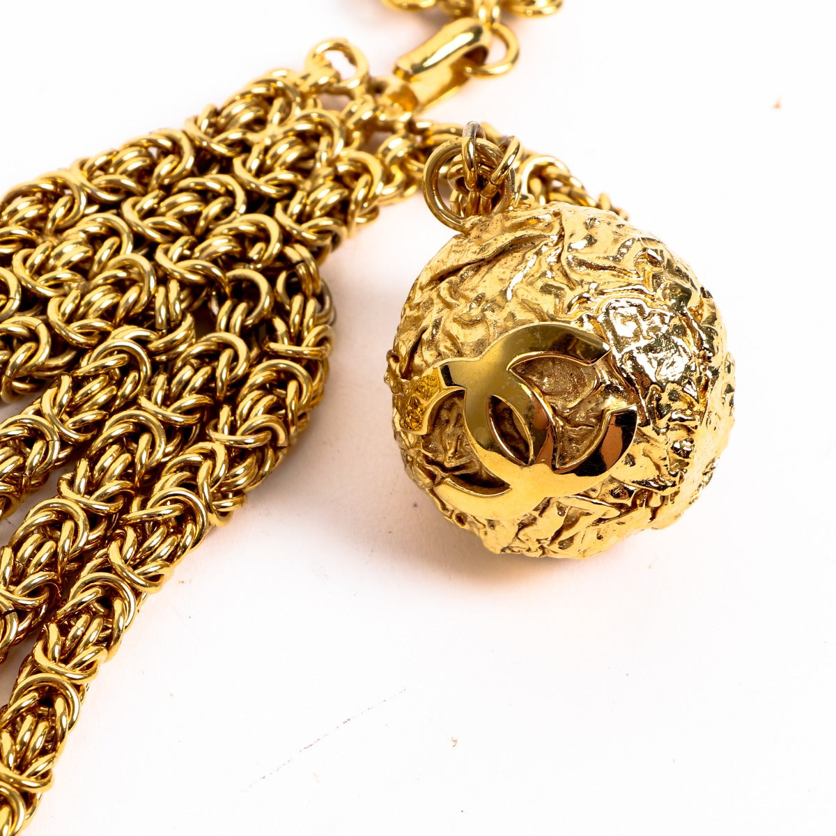 Chanel Vintage Gold CC Ball Pendant Triple Strand Chain Belt - Size 75