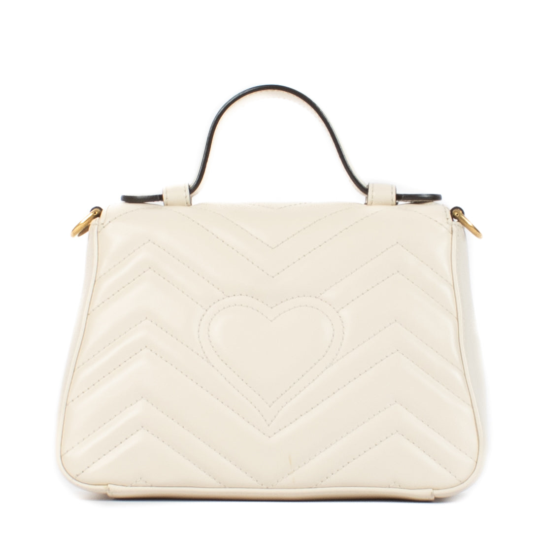 Shop safe online at Labellov in Antwerp, Brussels and Knokke this 100% authentic second hand Gucci White GG Marmont Top Handle Bag
