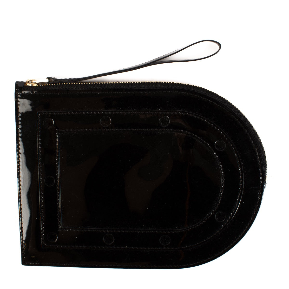 Shop safe online at Labellov in Antwerp and Knokke this 100% authentic second hand Delvaux Black Patent D Pouch