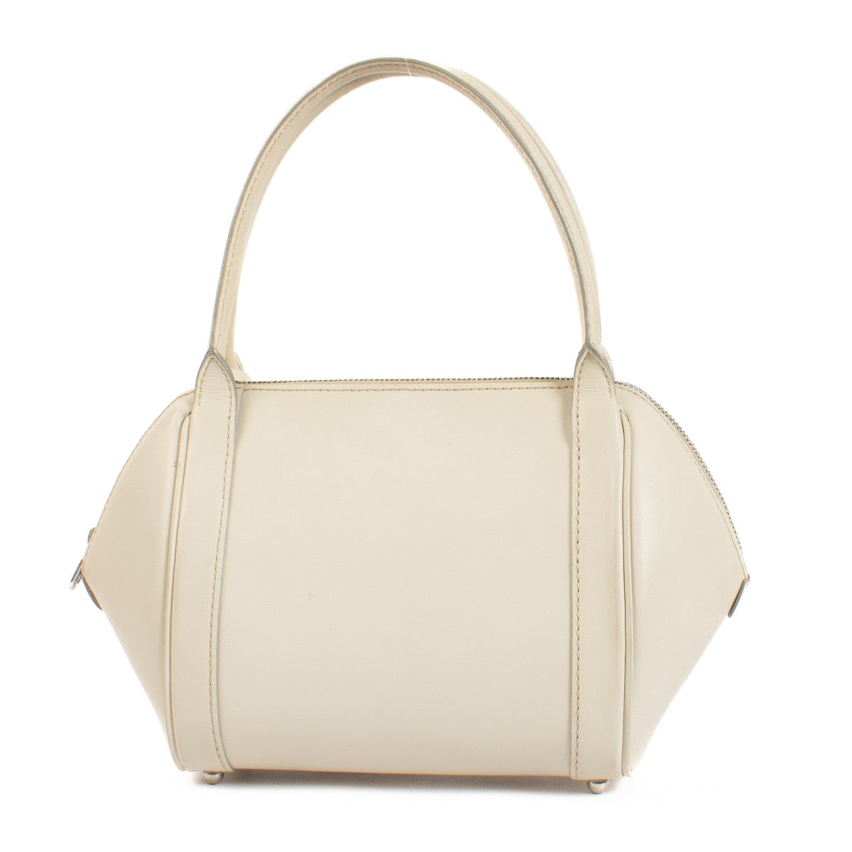 Shop safe online at Labellov in Antwerp and Knokke this 100% authentic second hand Delvaux Cream Mini Perle Top Handle Bag