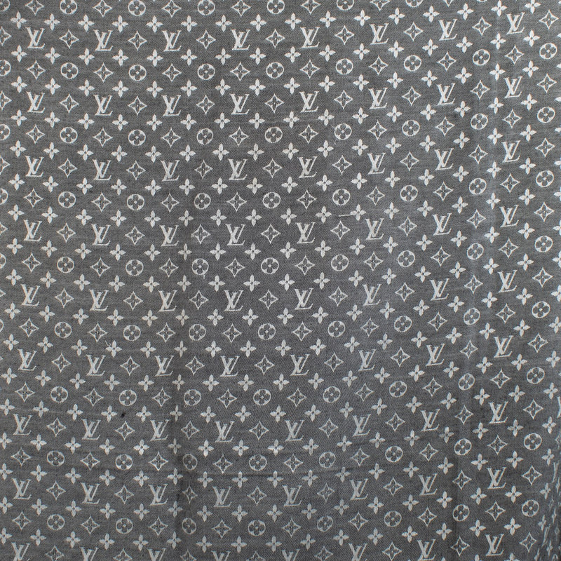 Buy authentic second hand Louis Vuitton Black Monogram Classic Shawl at Labellov.com