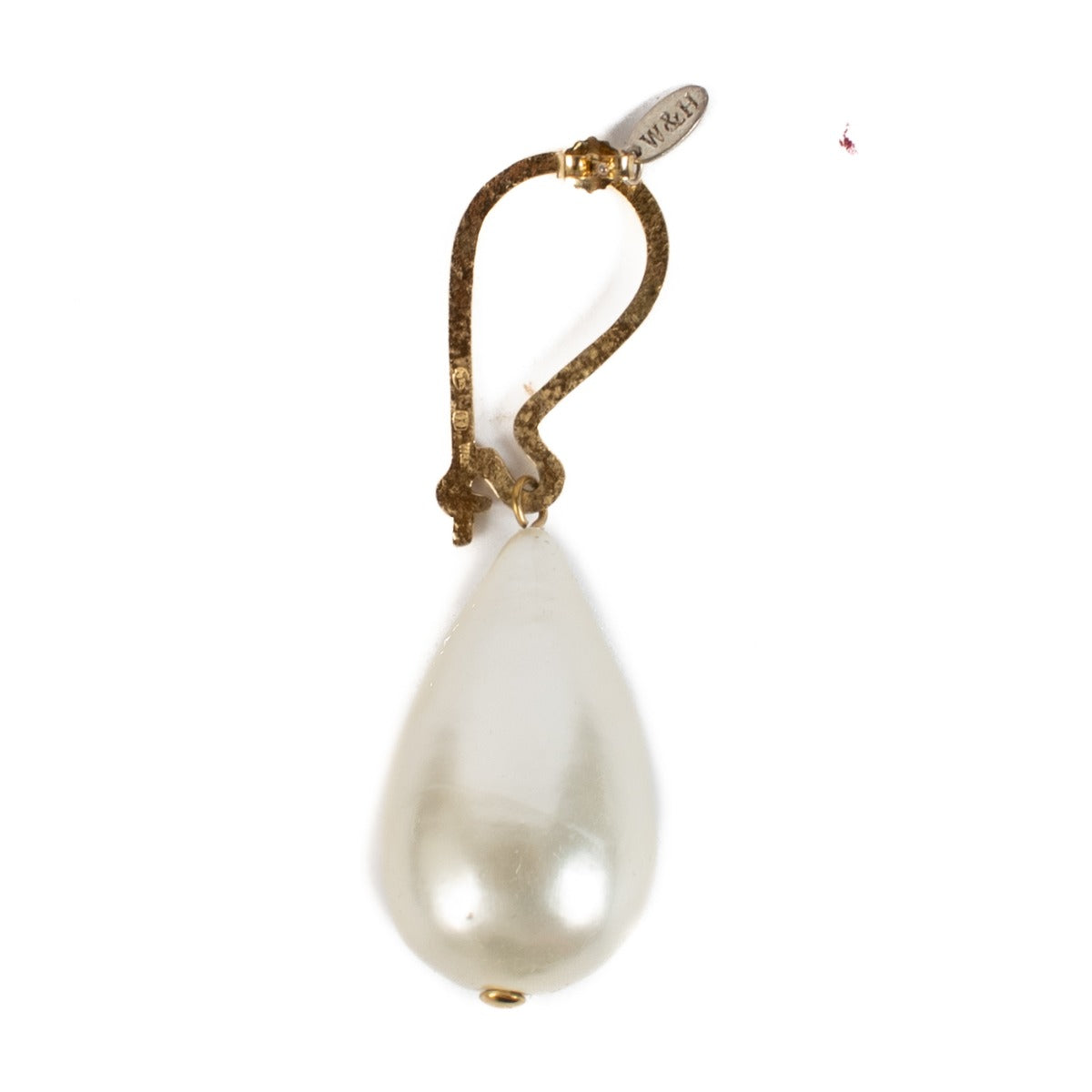 Shop safe online at Labellov in Antwerp, Brussels and Knokke this 100% authentic second hand Wouters & Hendrix Gold Pearl Single Earring