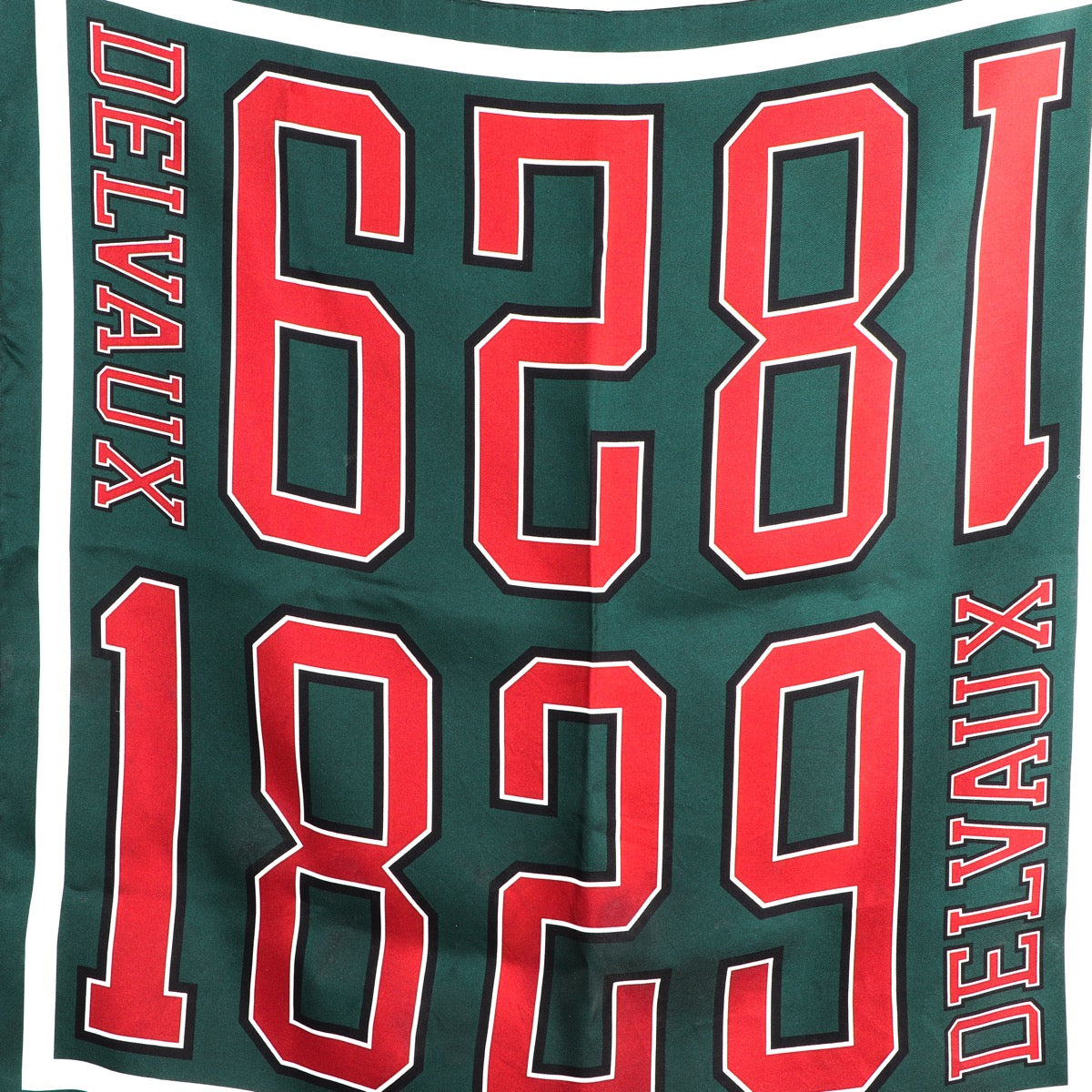 Buy an authentic Delvaux Green Brillant Hero Silk Scarf at Labellov in Antwerp.