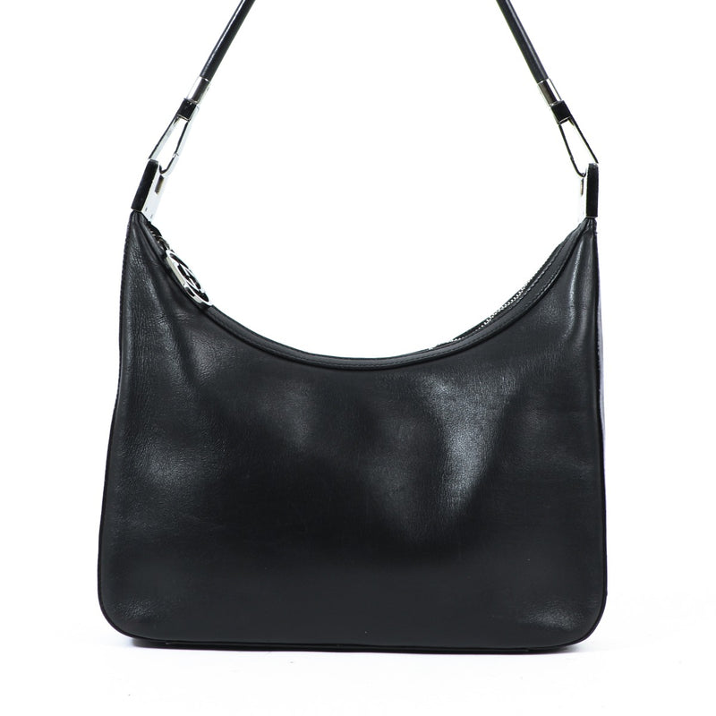 Buy an authentic second hand Gucci Black Leather Shoulder Bag in good condition at Labellov Antwerp.