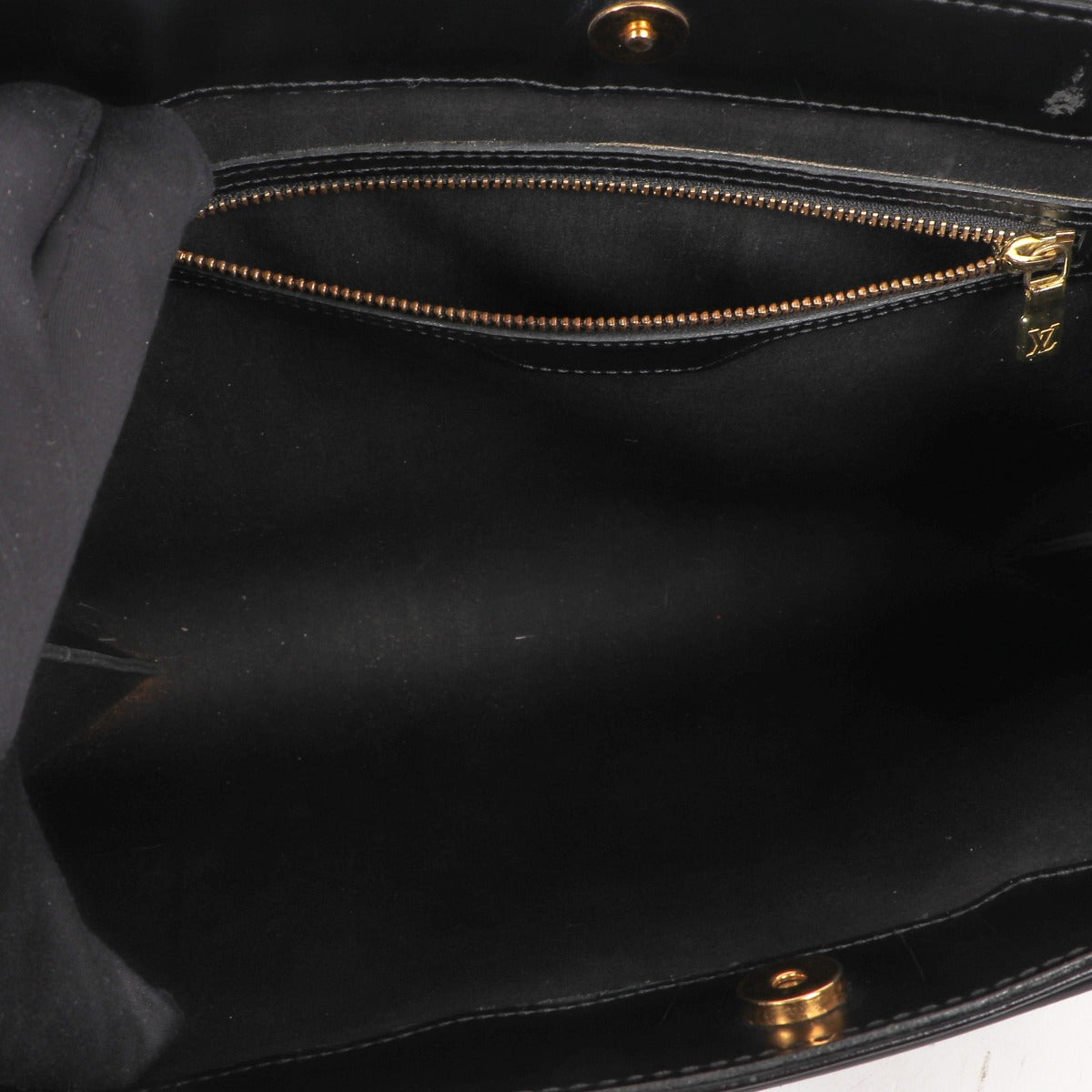 Buy an authentic second-hand Louis Vuitton Black Toile De Cuir Shoulder Bag in very good condition at Labellov in Antwerp.