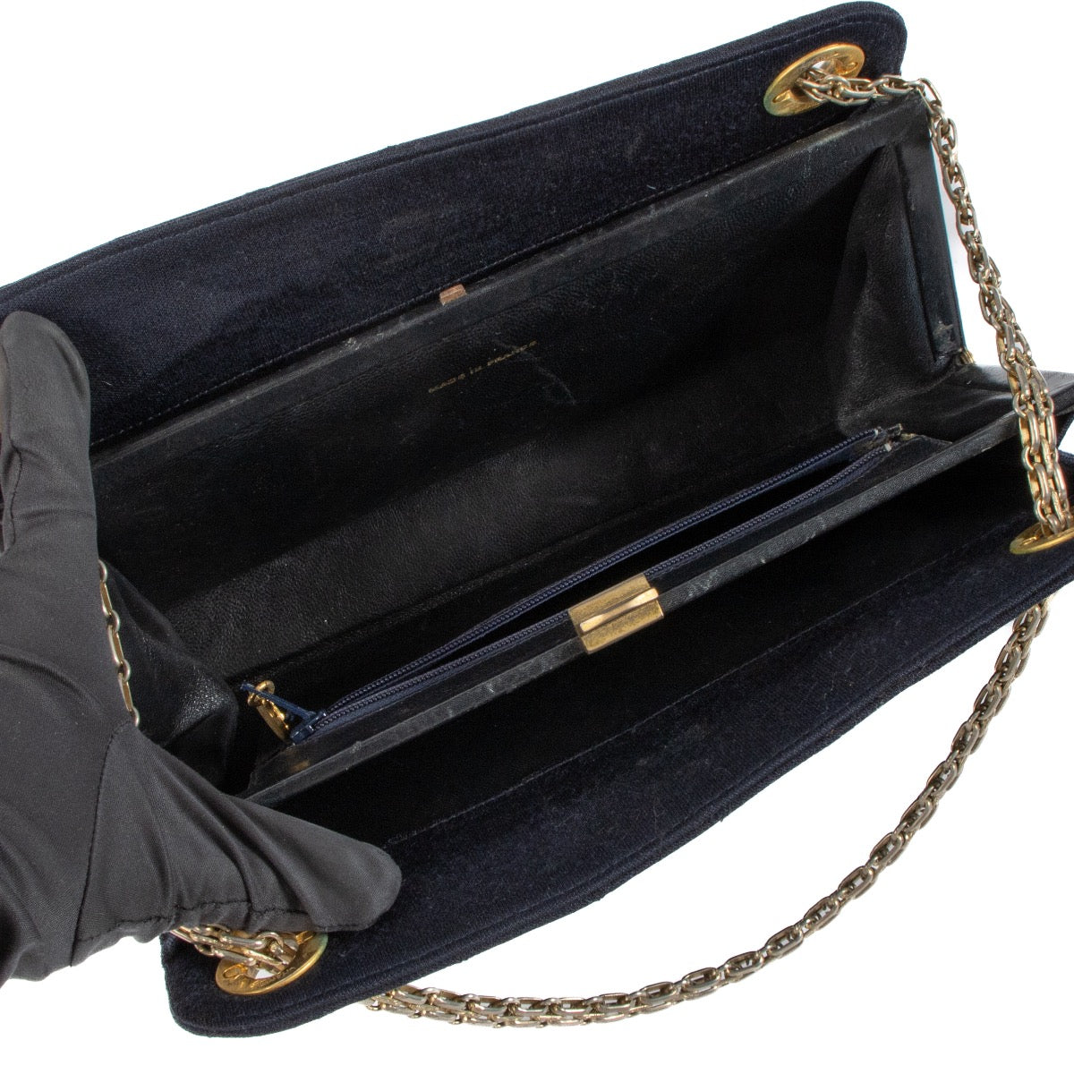 shop 100% authentic second hand Chanel Blue Shoulder bag on Labellov.com