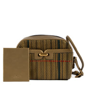 Buy and sell your authentic Delvaux Small Toile de Cuir Bronze Crossbody Bag for the best price at Labellov. Koop en verkoop uw authentieke Delvaux Small Toile de Cuir Bronze Crossbody Bag.