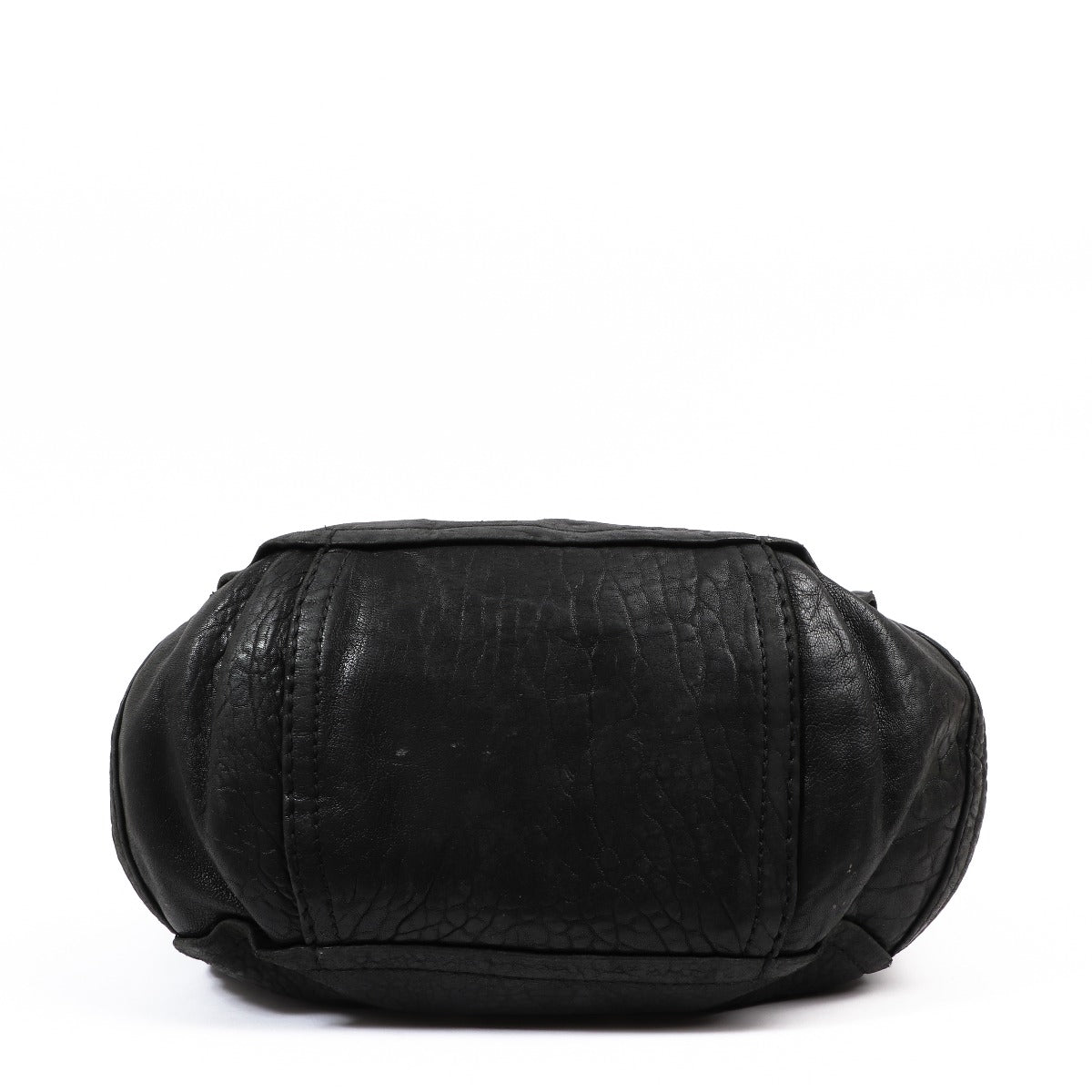 Buy an authentic second-hand Jimmy Choo Black Leather Shoulder Bag in preloved condition at Labellov in Antwerp.