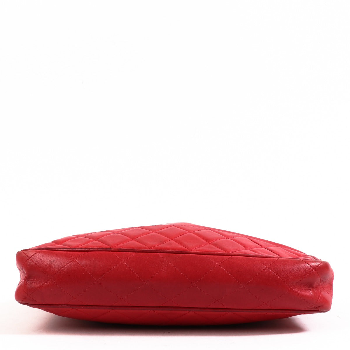 Buy an authentic second-hand Chanel Red Quilted Leather Vintage Tote Bag in good condition at Labellov in Antwerp.