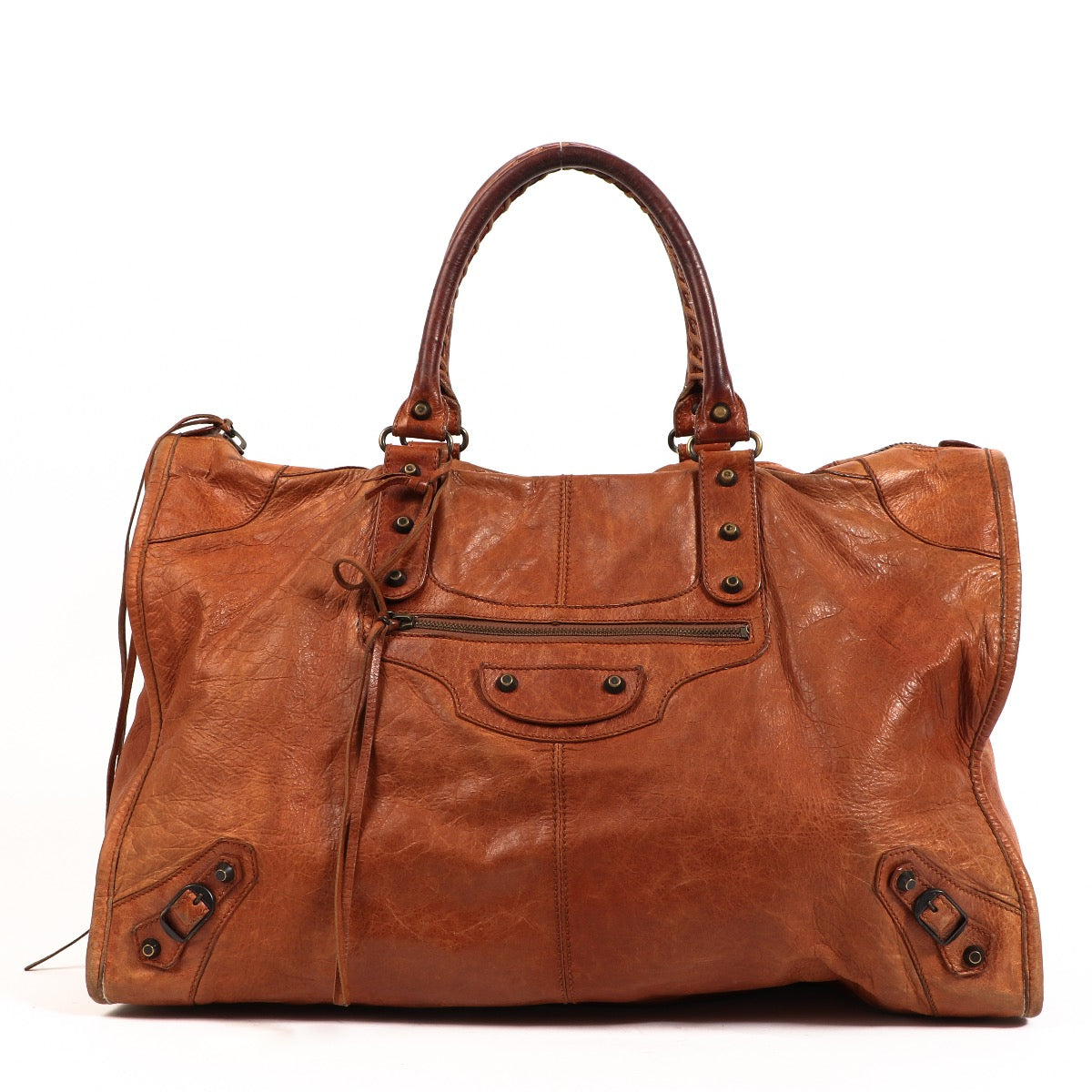 Balenciaga Cognac Leather Weekender Bag. Buy authentic secondhand Balenciaga bags at Labellov vintage webshop for the lowest price. Koop authentieke tweedehands Balenciaga tassen bij Labellov vintage webshop aan de laagste prijs.