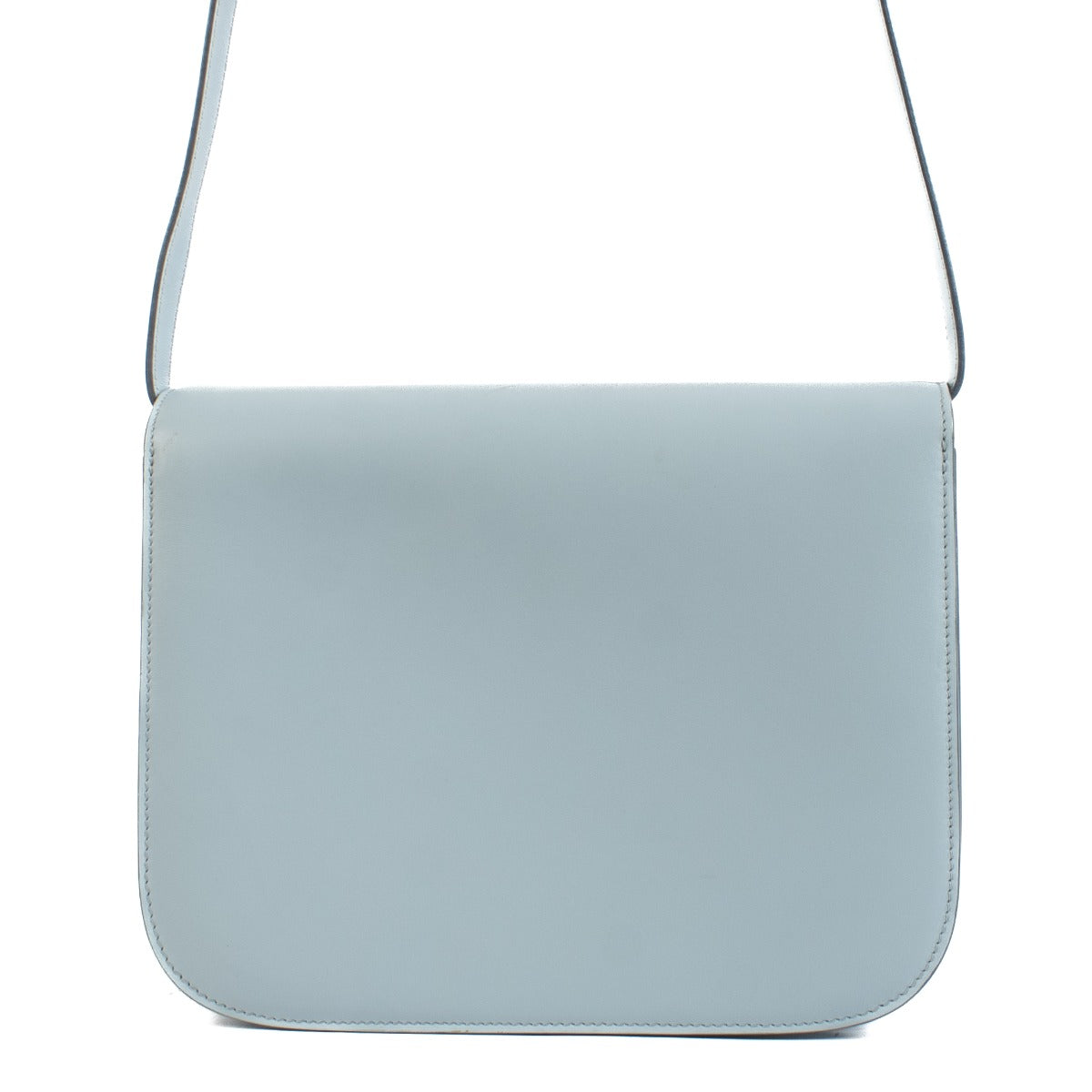 Sac Classique Box moyen en veau brillant bleu bébé Celine